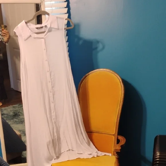 Mlle Gabrielle White Maxi Dress - Picture 1 of 1